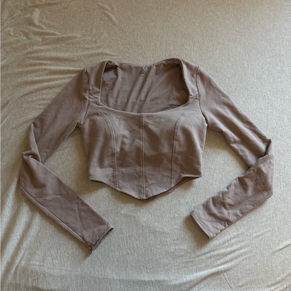 Tan Long Sleeve Women's Top - Picture 1 of 5